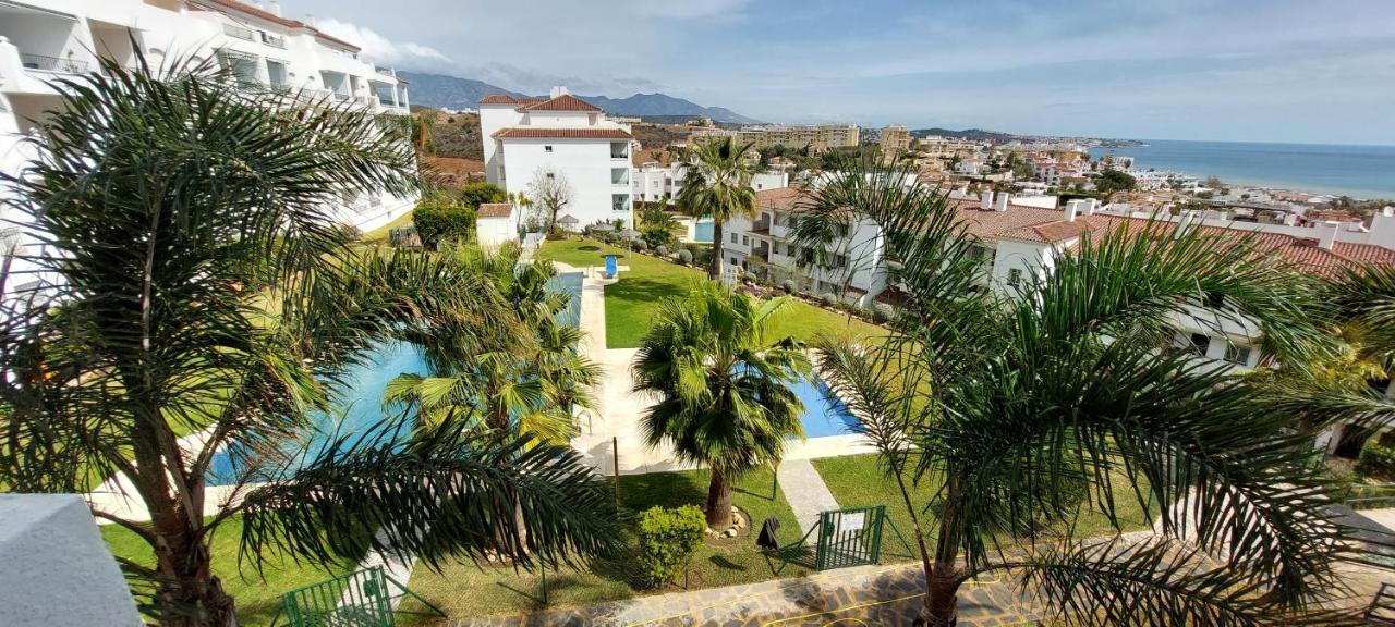 Beautiful Apartment Sea&Mountains Views La Cala De Mijas Exterior photo